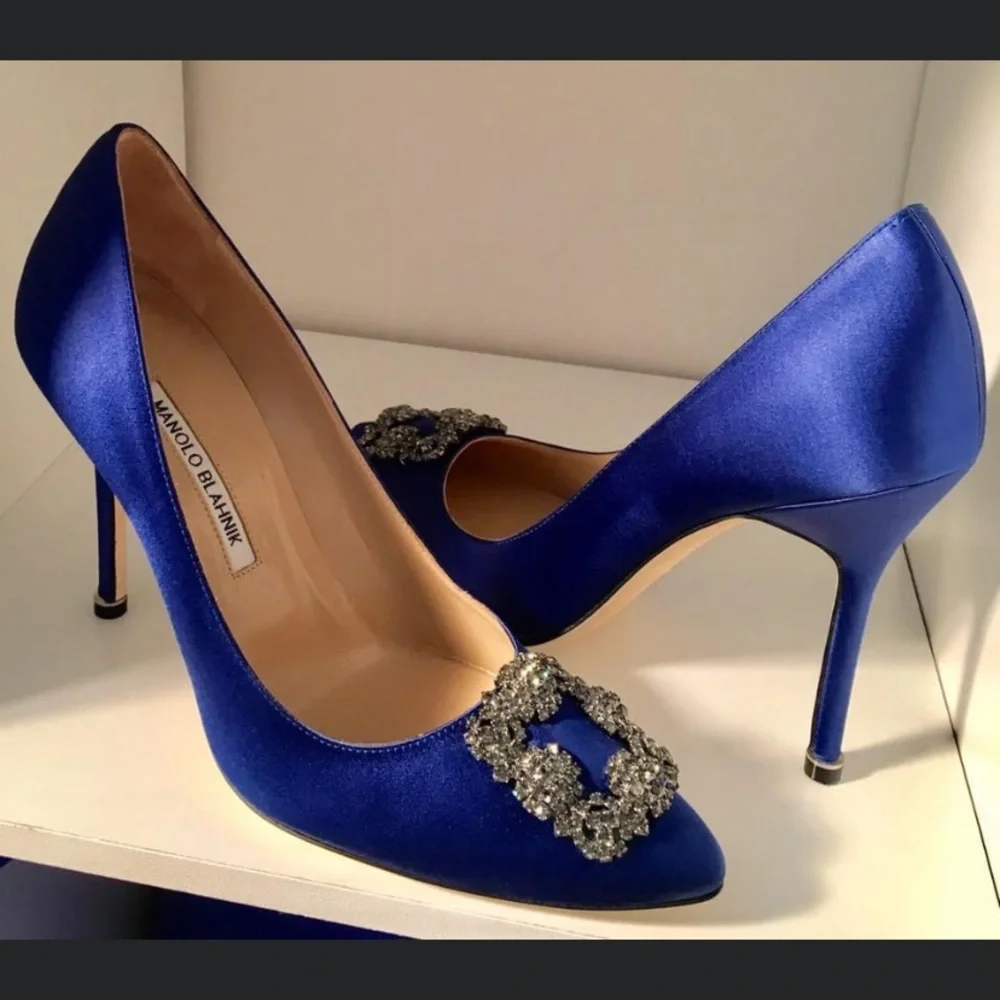 Manolo blahnik hangisi royal blue satin buckle heels - Picture 2 of 6
